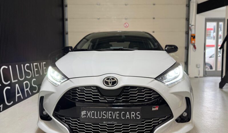 
								Toyota Yaris 1.5 Hybrid GR Sport Acc|Camera|CarPlay|Navigatie volledig									