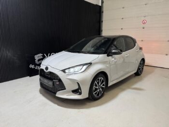 Toyota Yaris 1.5 Hybrid GR Sport Acc|Camera|CarPlay|Navigatie