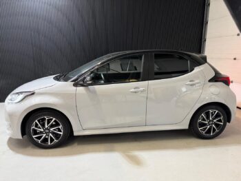 Toyota Yaris 1.5 Hybrid GR Sport Acc|Camera|CarPlay|Navigatie