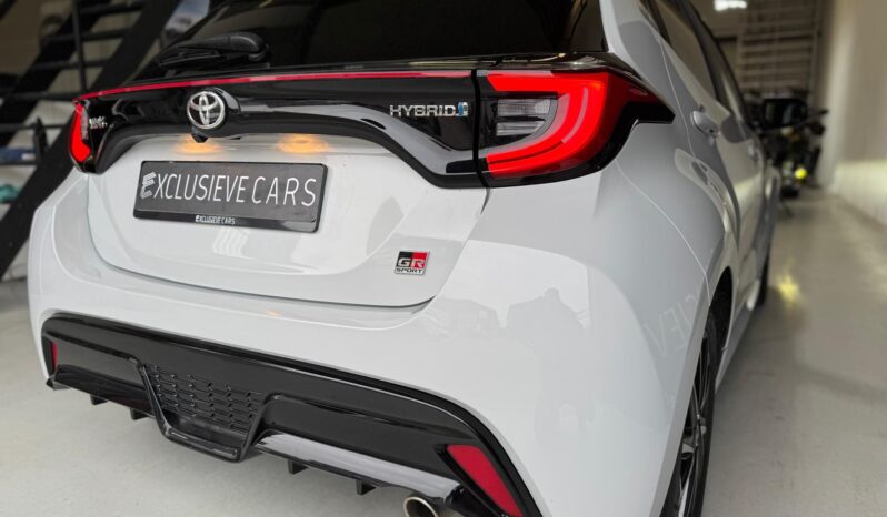 
								Toyota Yaris 1.5 Hybrid GR Sport Acc|Camera|CarPlay|Navigatie volledig									