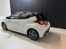 
										Toyota Yaris 1.5 Hybrid GR Sport Acc|Camera|CarPlay|Navigatie volledig									