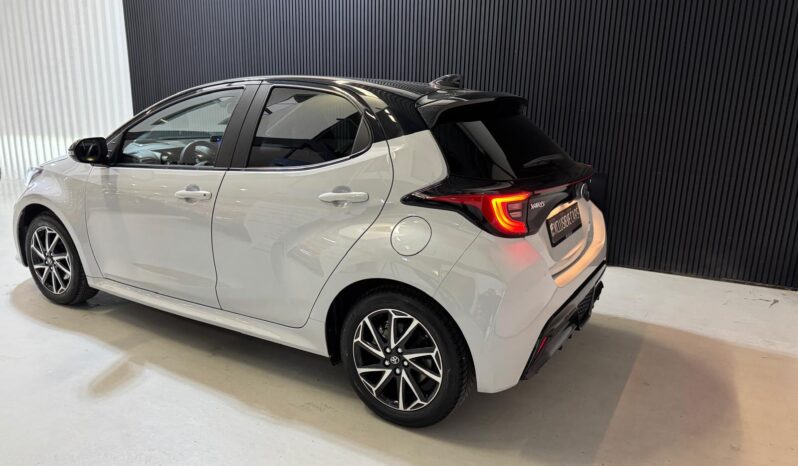 
								Toyota Yaris 1.5 Hybrid GR Sport Acc|Camera|CarPlay|Navigatie volledig									
