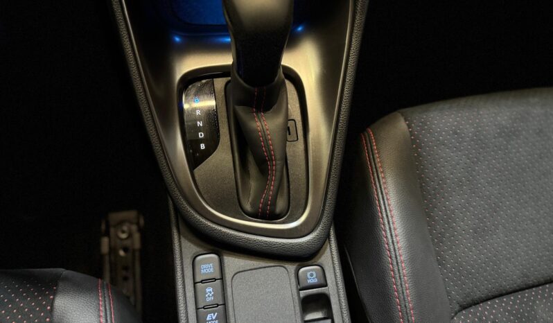 
								Toyota Yaris 1.5 Hybrid GR Sport Acc|Camera|CarPlay|Navigatie volledig									