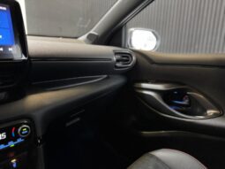 
										Toyota Yaris 1.5 Hybrid GR Sport Acc|Camera|CarPlay|Navigatie volledig									