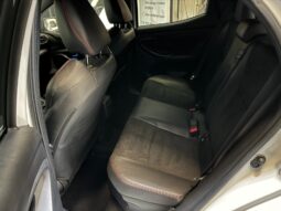 
										Toyota Yaris 1.5 Hybrid GR Sport Acc|Camera|CarPlay|Navigatie volledig									