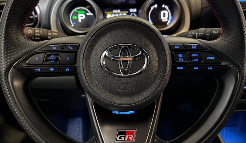
								Toyota Yaris 1.5 Hybrid GR Sport Acc|Camera|CarPlay|Navigatie volledig									