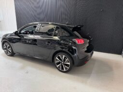
										Peugeot 208 1.2 PureTech Allure Pack volledig									