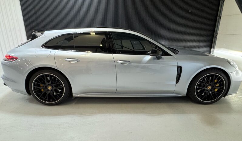 
								Porsche Panamera Sport Turismo 2.9 4S volledig									