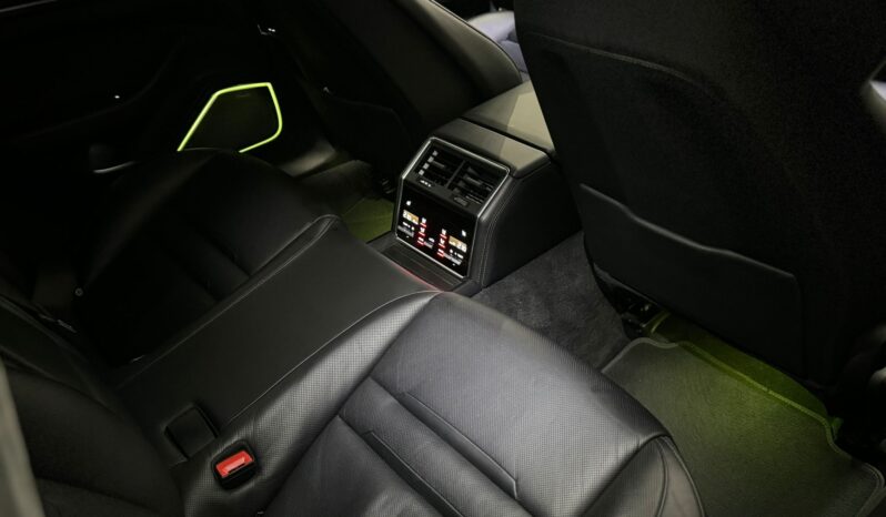 
								Porsche Panamera Sport Turismo 4.0 Turbo Porsche approved garantie volledig									