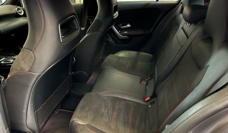 
								Mercedes Benz A klasse 200 d Premium Plus amg pano keyless memory volledig									