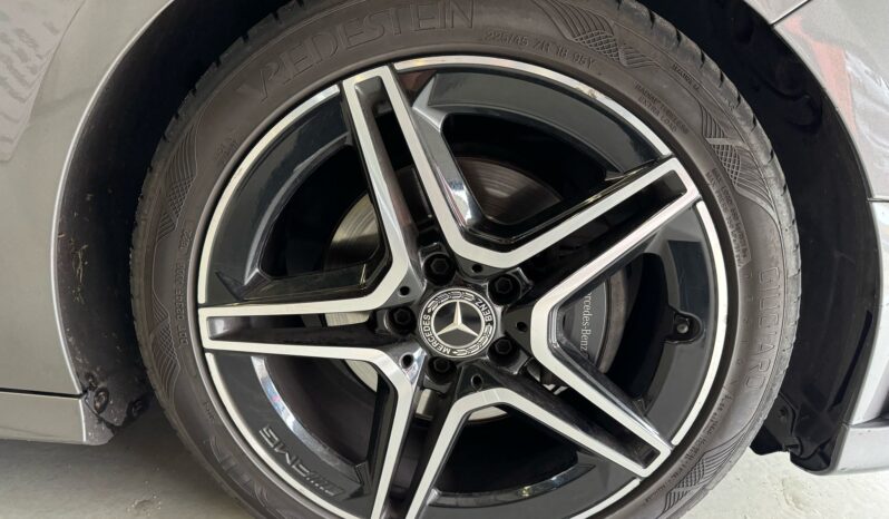 
								Mercedes Benz A klasse 200 d Premium Plus amg pano keyless memory volledig									
