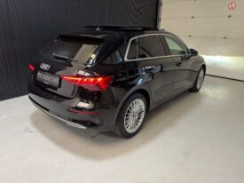 Audi A3 SPORTBACK 35 TFSI Business edition automaat keyles