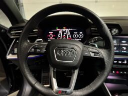 
										Audi A3 Sportback 2.5 TFSI RS 3 quattro panorama keyless volledig									