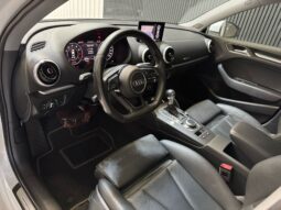 
										Audi A3 Limousine 35 TFSI CoD Sport S Line Edition dsg panoramadak volledig									