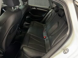 
										Audi A3 Limousine 35 TFSI CoD Sport S Line Edition dsg panoramadak volledig									