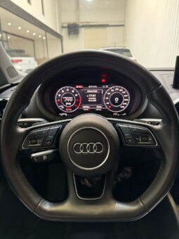 
										Audi A3 Limousine 35 TFSI CoD Sport S Line Edition dsg panoramadak volledig									