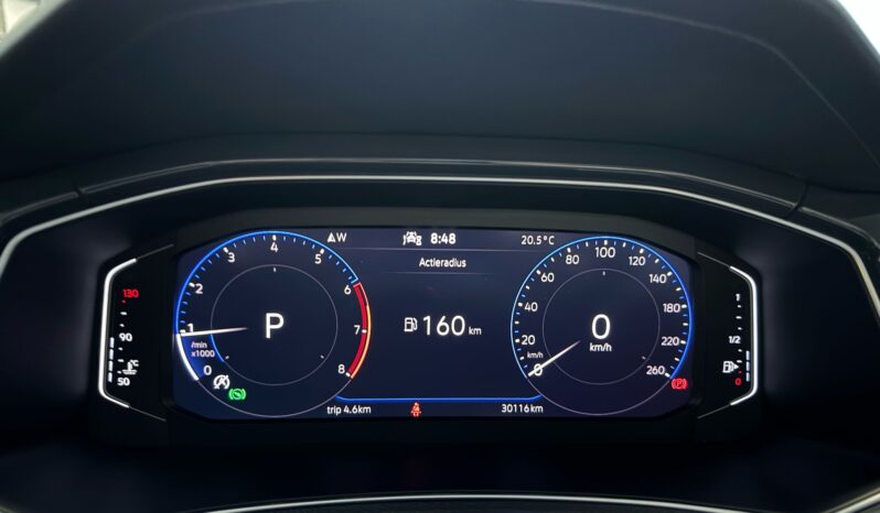 
								Volkswagen T-Roc 1.5 TSI Sport Automaat | Leder | Panoramadak volledig									