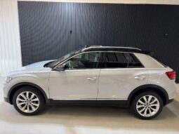 
										Volkswagen T-Roc 1.5 TSI Sport Automaat | Leder | Panoramadak volledig									