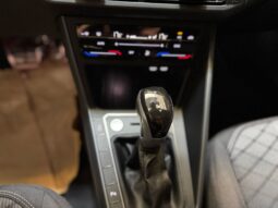 
										Volkswagen Polo 1.0 TSI R-Line automaat panoramadak keyles volledig									