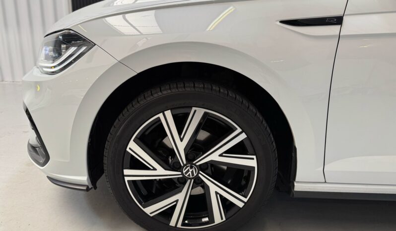 
								Volkswagen Polo 1.0 TSI R-Line automaat panoramadak keyles volledig									