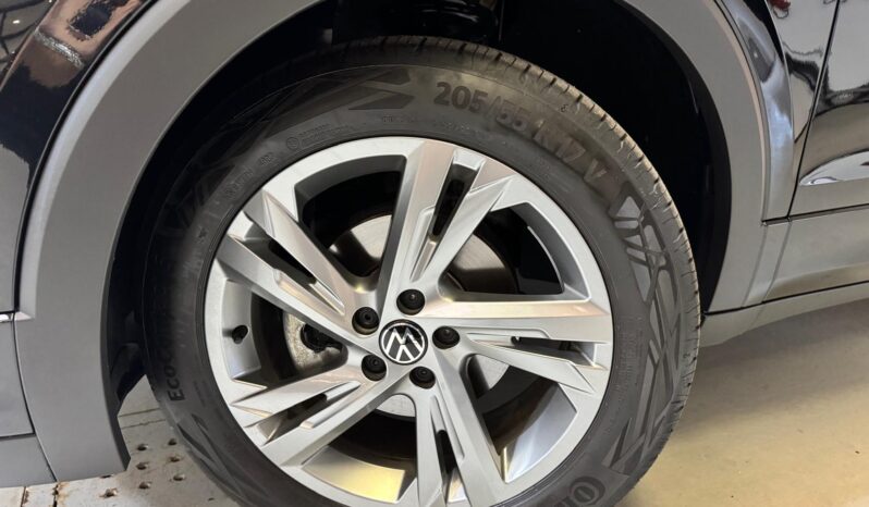 
								Volkswagen T-Cross 1.0 TSI R-Line Edition automaat volledig									