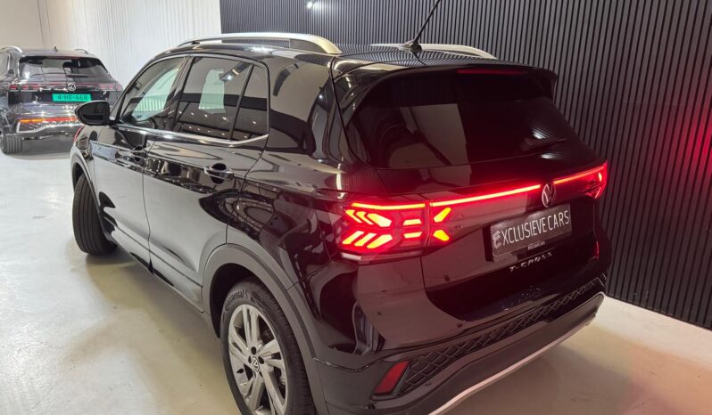 
								Volkswagen T-Cross 1.0 TSI R-Line Edition automaat volledig									