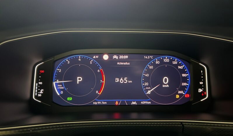 
								Volkswagen T-Cross 1.0 TSI R-Line Edition automaat volledig									