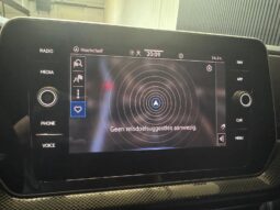 
										Volkswagen T-Cross 1.0 TSI R-Line Edition automaat volledig									