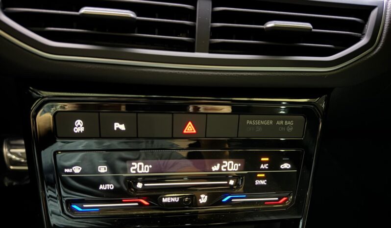 
								Volkswagen T-Cross 1.0 TSI R-Line Edition automaat volledig									