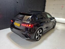 
										Audi A3 SPORTBACK 35 TFSI s-line S Edition automaat panoramadak volledig									