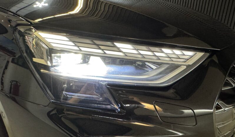 
								Audi A3 SPORTBACK 35 TFSI s-line S Edition automaat panoramadak volledig									