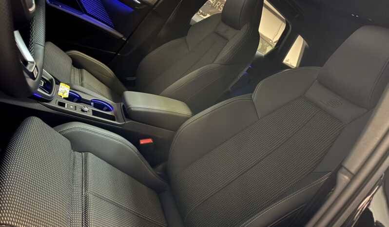 
								Audi A3 SPORTBACK 35 TFSI s-line S Edition automaat panoramadak volledig									