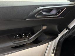 
										Volkswagen polo 1.0 TDI R-Line DSG 3x R-Line volledig									