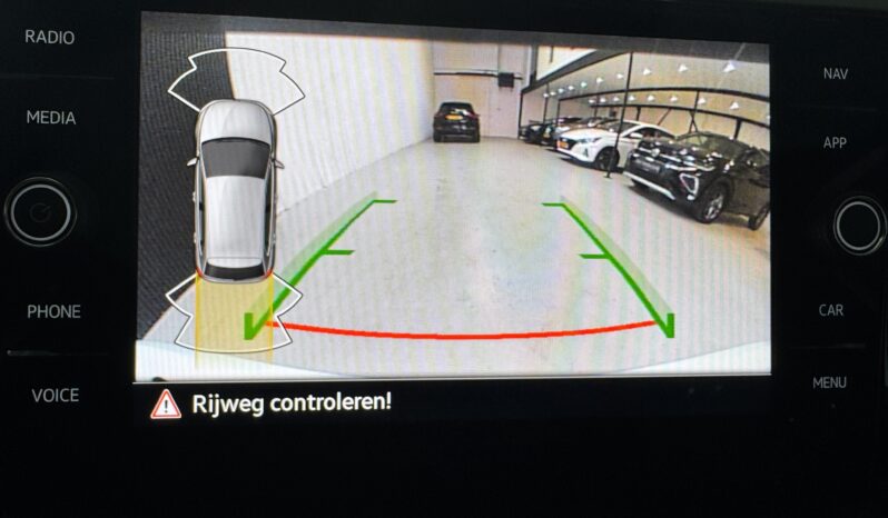 
								Volkswagen polo 1.0 TDI R-Line DSG 3x R-Line volledig									