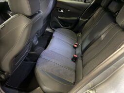 
										Peugeot 208 hybrid 100 e-dcs6 145pk gt automaat volledig									