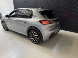 
										Peugeot 208 hybrid 100 e-dcs6 145pk gt automaat volledig									