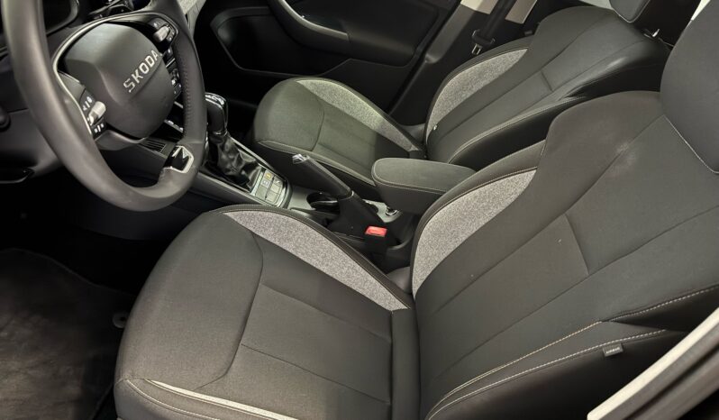 
								Skoda Kamiq 1.0 TSI Business Edition keyles trekhaak volledig									