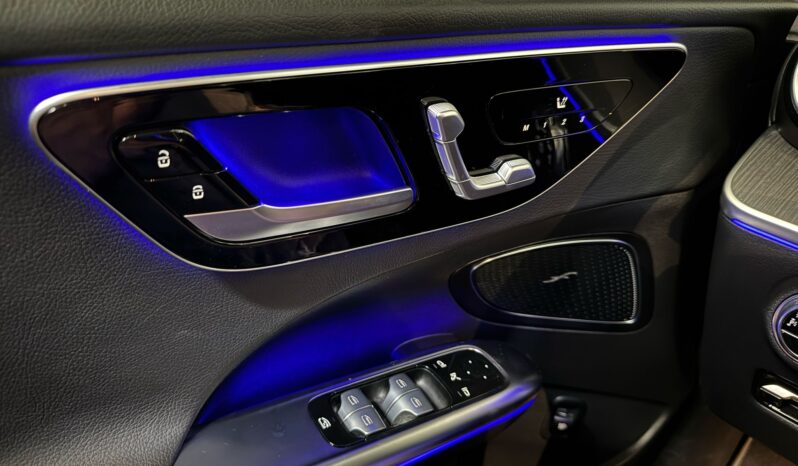 
								Mercedes-Benz C-klasse 200 4MATIC Luxury Line pano vol opties volledig									