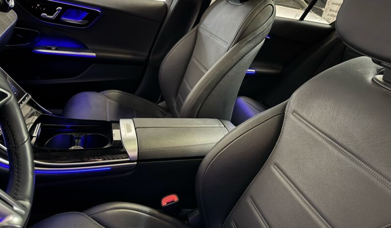 
								Mercedes-Benz C-klasse 200 4MATIC Luxury Line pano vol opties volledig									