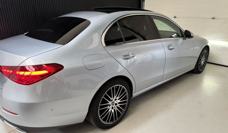 
								Mercedes-Benz C-klasse 200 4MATIC Luxury Line pano vol opties volledig									