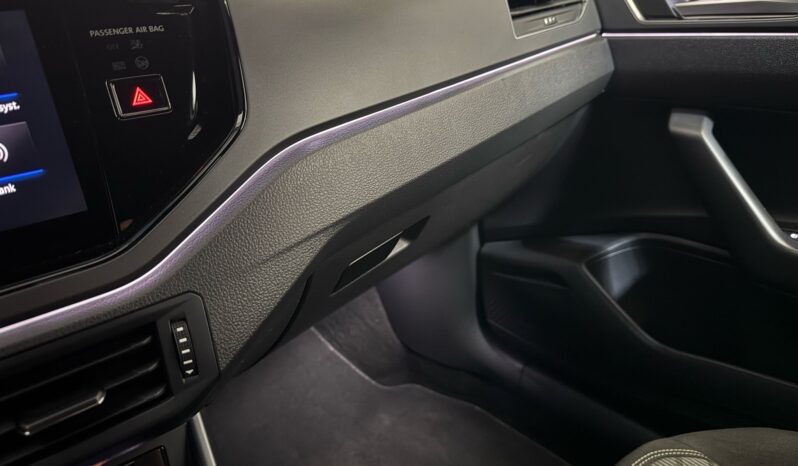 
								Volkswagen Polo 1.0 TSI 3x r-line pano keyless beats volledig									