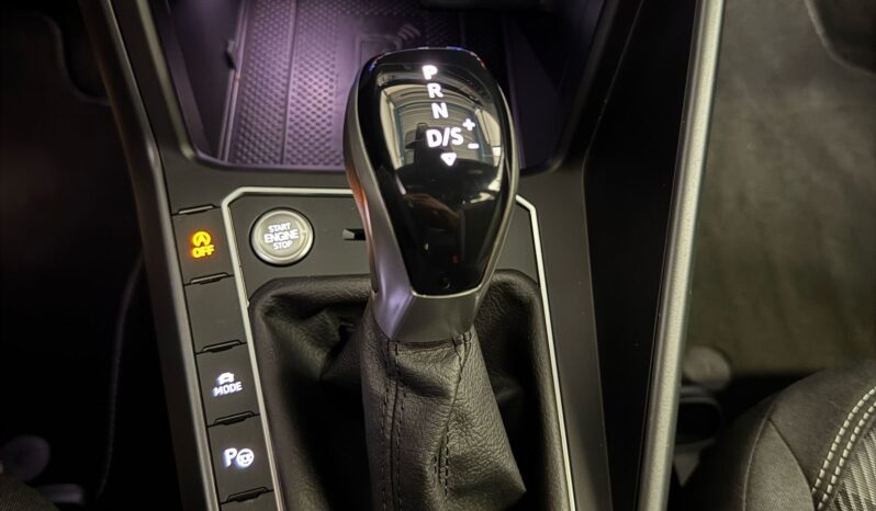 
								Volkswagen Polo 1.0 TSI 3x r-line pano keyless beats volledig									