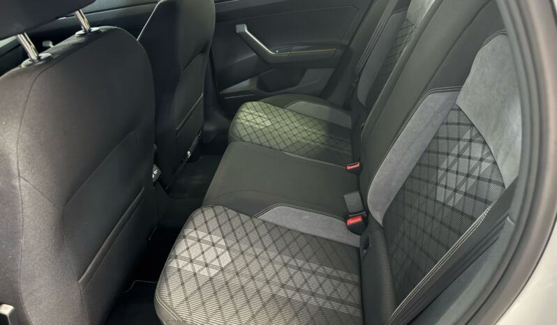 
								Volkswagen Polo 1.0 TSI 3x r-line pano keyless beats volledig									