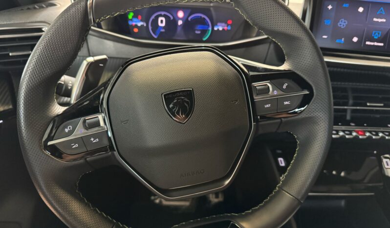 
								Peugeot 208 hybrid 100 e-dcs6 145pk gt automaat volledig									