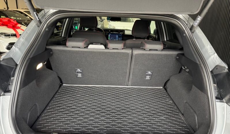 
								Ford Puma 1.0 EcoBoost Hybrid ST-Line automaat volledig									