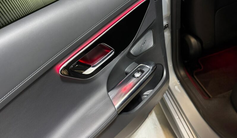 Mercedes-Benz C-klasse 180 AMG Line automaat volledig