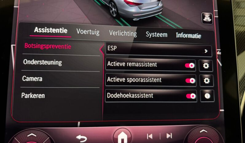 Mercedes-Benz C-klasse 180 AMG Line automaat volledig