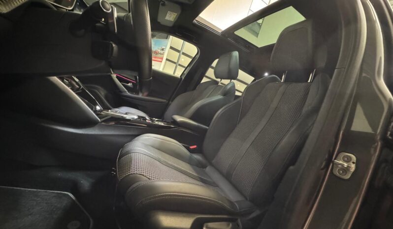 
								Peugeot 2008 1.2 PureTech GT panoramadak automaat volledig									