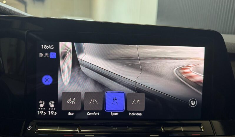 
								Volkswagen GOLF 2.0 TSI GTI CLUBSPORT 300PK volledig									