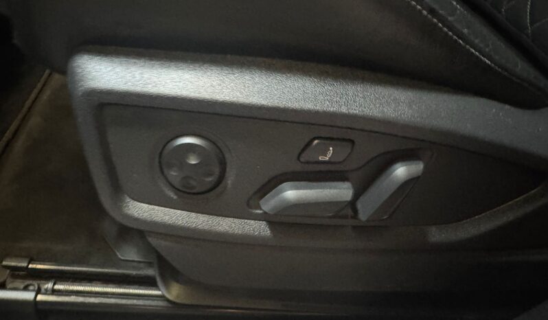 Audi Q5 Sportback 50 TFSI e S edition volledig